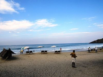 2034874-2034873_kovalam_beach_only_international_beach_in_india